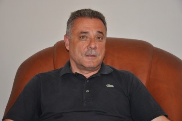 El este Dumitru Moinescu. Credeţi că merită mandatul de primar al municipiului Medgidia?